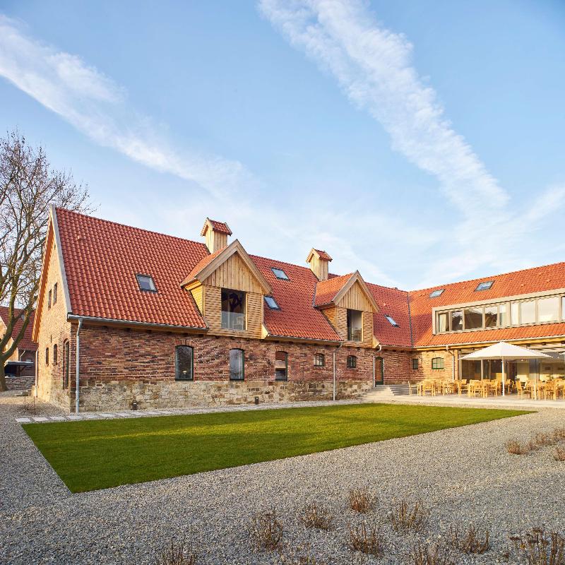 Yard Boarding Hotel - Genel
