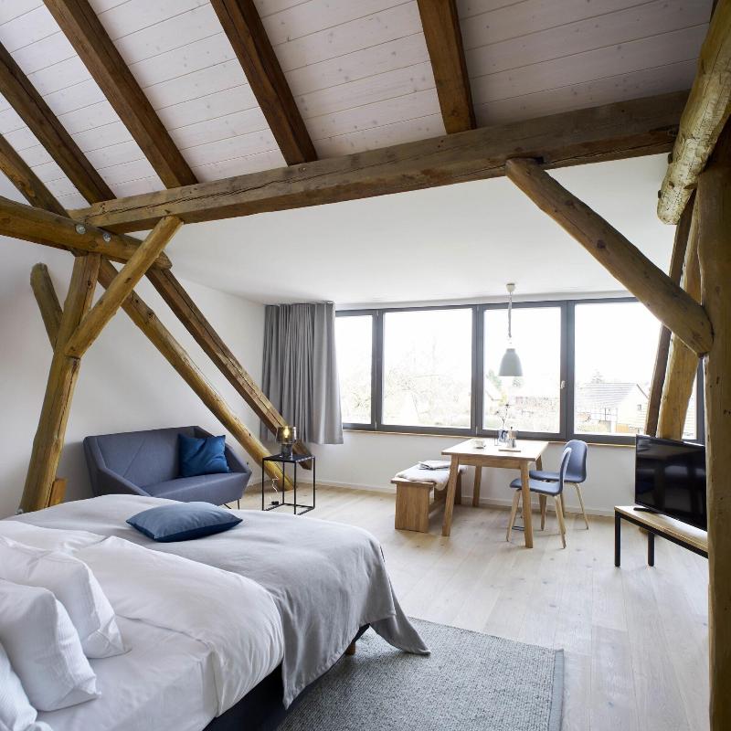 Yard Boarding Hotel - Oda