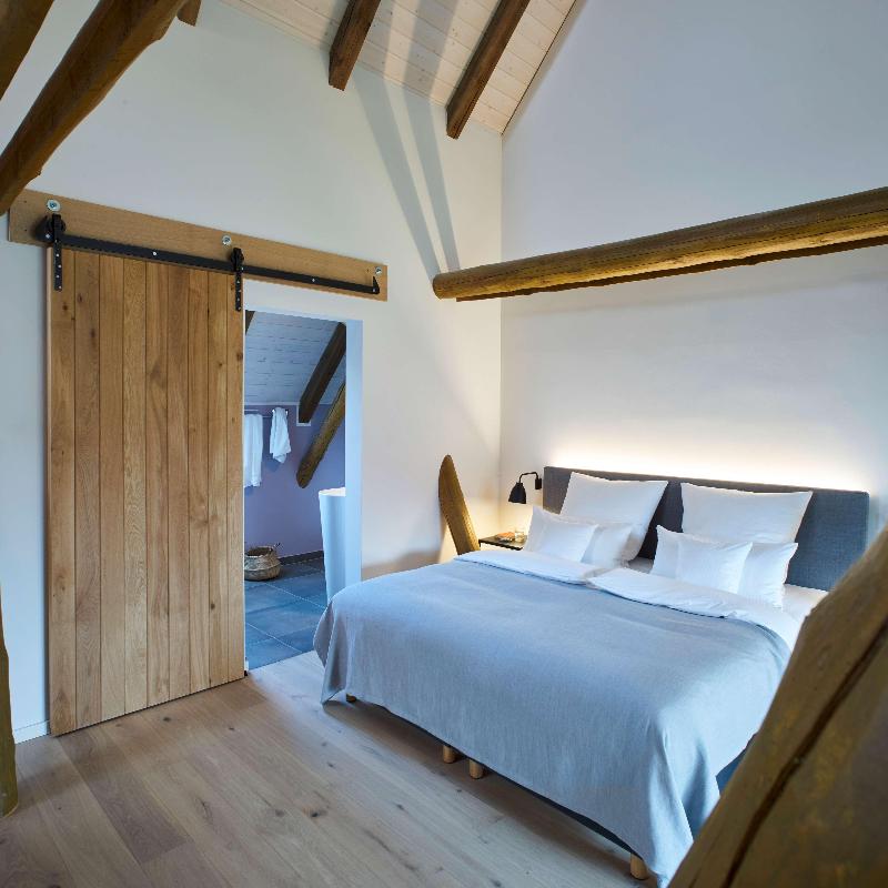 Yard Boarding Hotel - Oda