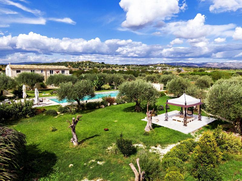 Zahir Country House - Genel
