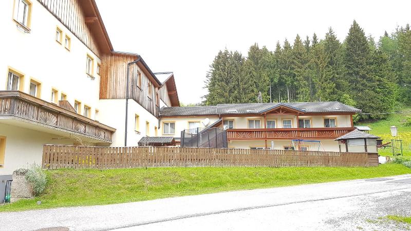 Roseggerhof - Genel