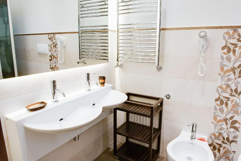 Lh Royal Suites - Oda