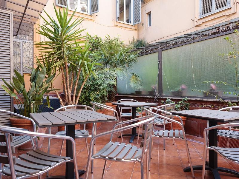 Lh Royal Suites - Teras