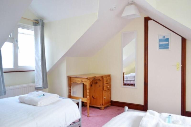 The Cardigan Bay Guest House - Oda