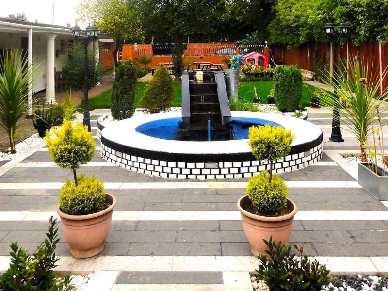 Skylark B&B - Genel