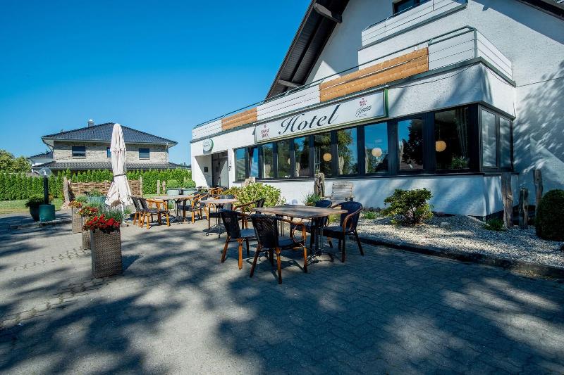 Hotel Schomacker - Genel