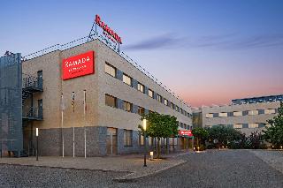 Ramada by Wyndham Valencia Almussafes