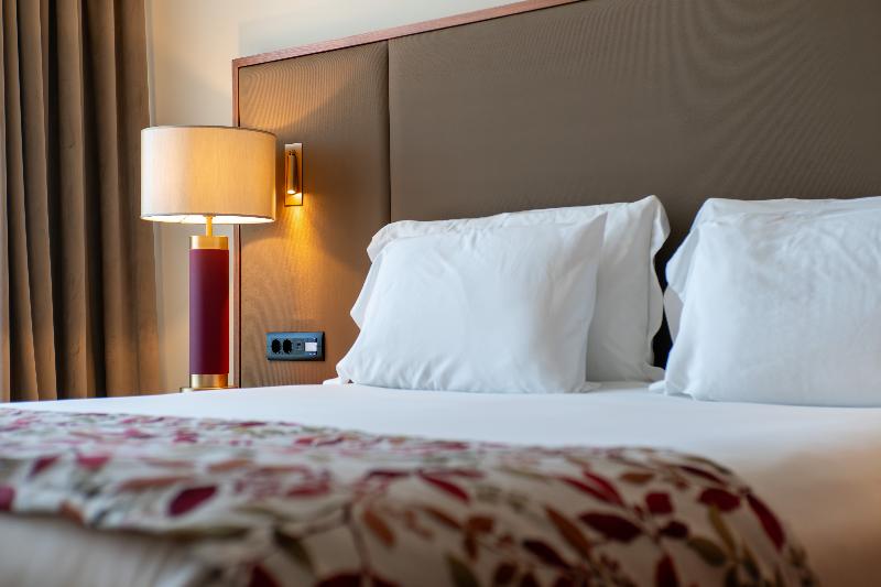 Boeira Garden Hotel Porto Gaia, Curio Collection - Oda