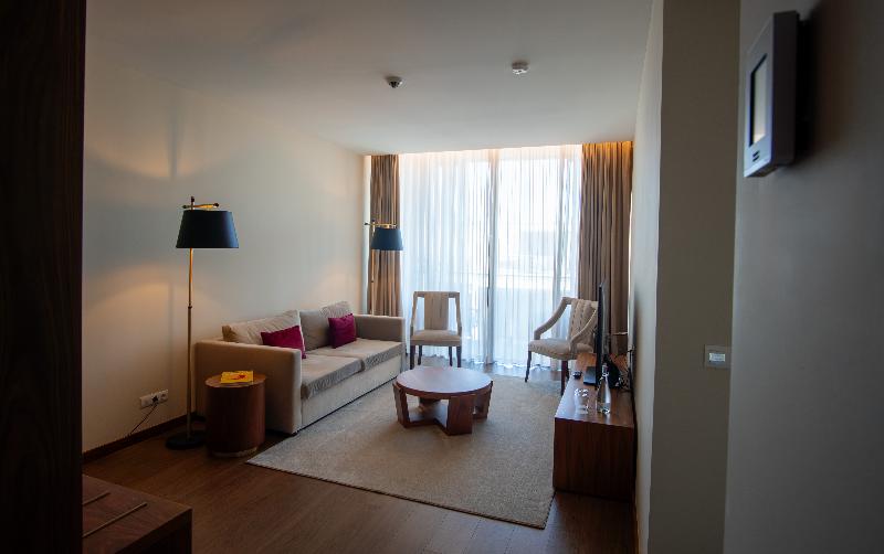 Boeira Garden Hotel Porto Gaia, Curio Collection - Oda