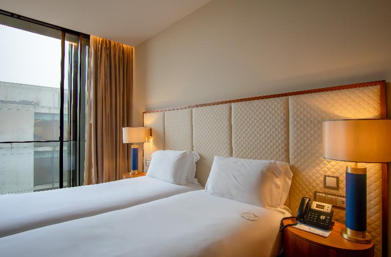 Boeira Garden Hotel Porto Gaia, Curio Collection - Oda