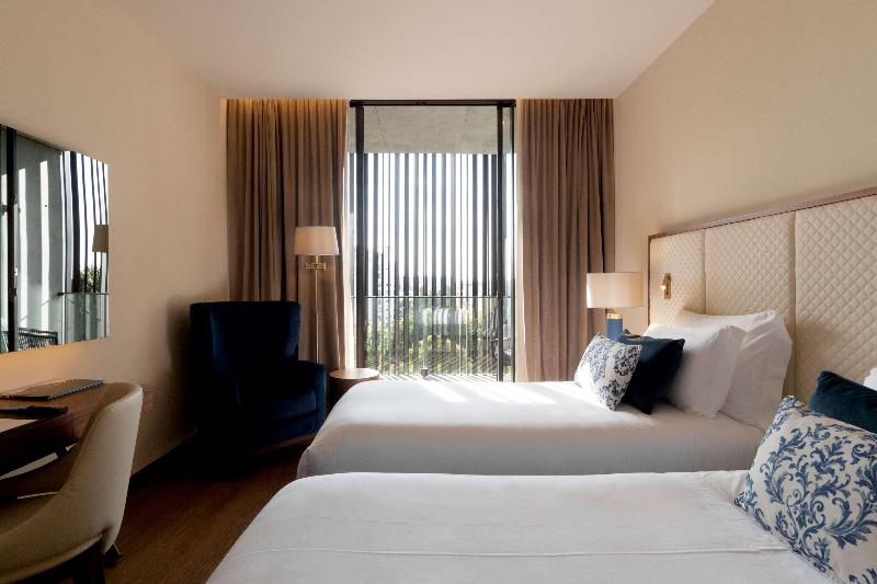Boeira Garden Hotel Porto Gaia, Curio Collection - Oda