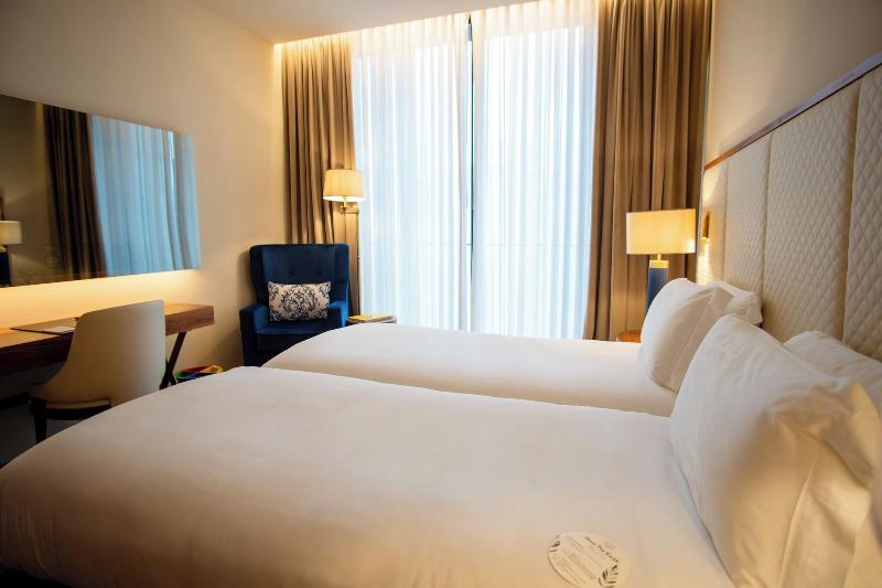 Boeira Garden Hotel Porto Gaia, Curio Collection - Oda