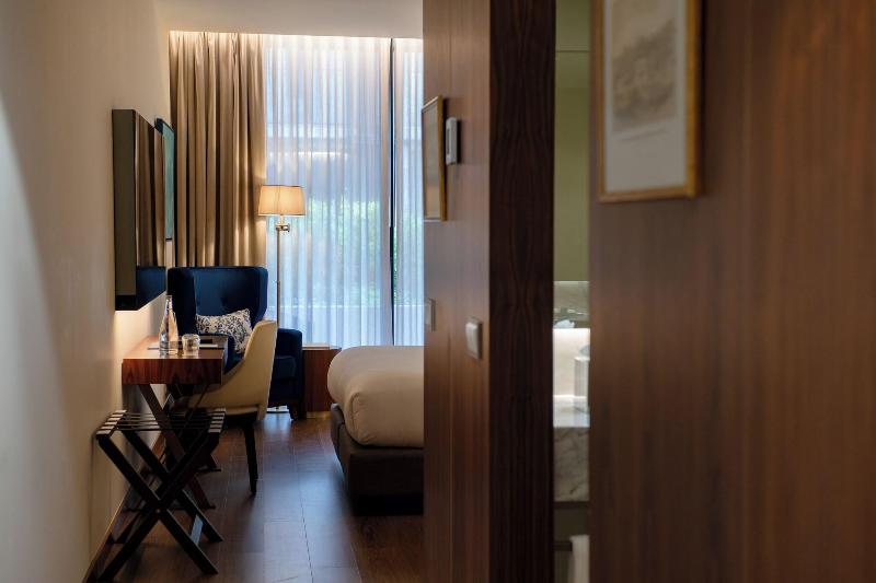 Boeira Garden Hotel Porto Gaia, Curio Collection - Oda