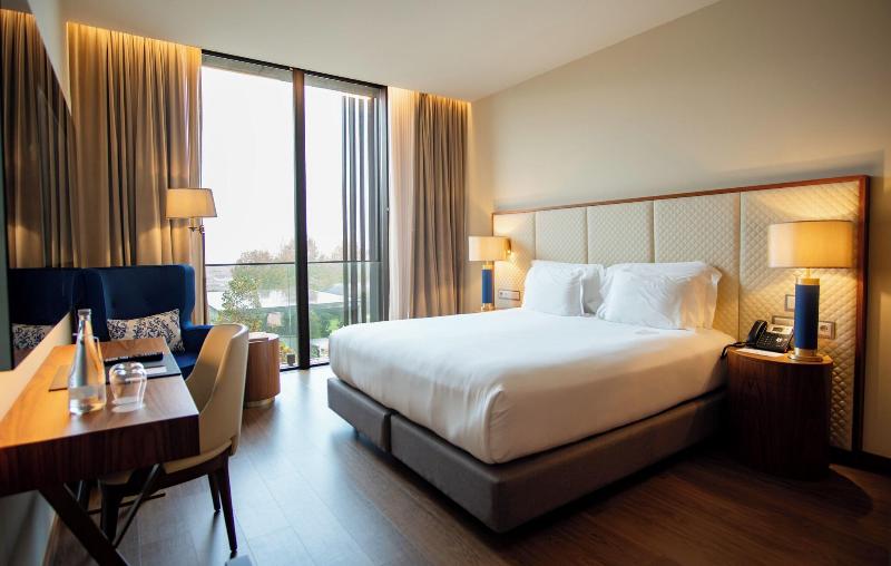 Boeira Garden Hotel Porto Gaia, Curio Collection - Oda
