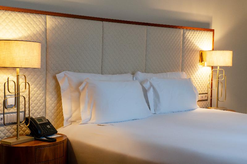 Boeira Garden Hotel Porto Gaia, Curio Collection - Oda