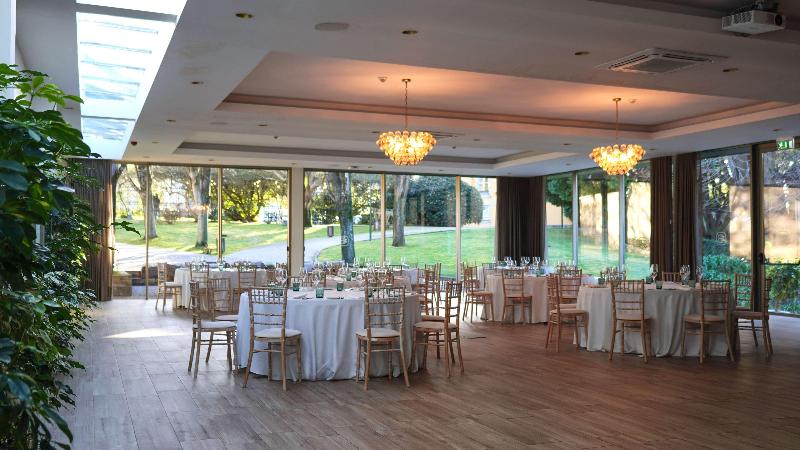 Boeira Garden Hotel Porto Gaia, Curio Collection - Restoran
