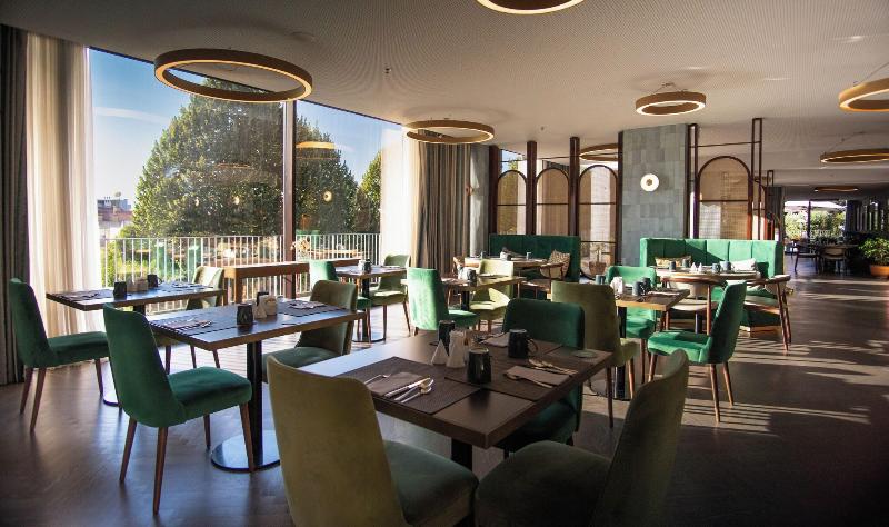 Boeira Garden Hotel Porto Gaia, Curio Collection - Restoran