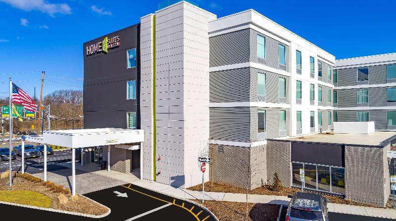 Home2 Suites by Hilton Wayne - Genel
