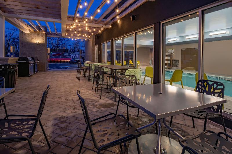 Home2 Suites by Hilton Wayne - Genel