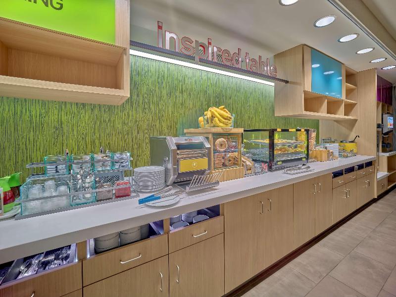 Home2 Suites by Hilton Wayne - Restoran
