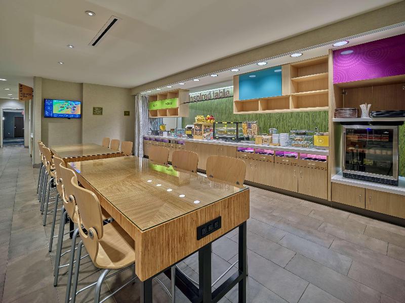 Home2 Suites by Hilton Wayne - Restoran