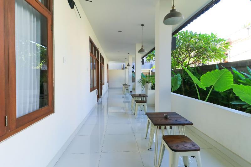 Kak Garden Inn by ZUZU - Lobi