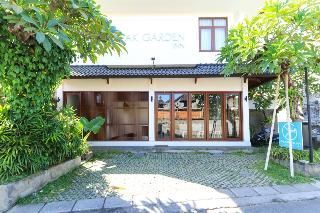 Kak Garden Inn by ZUZU otel fotoğrafı