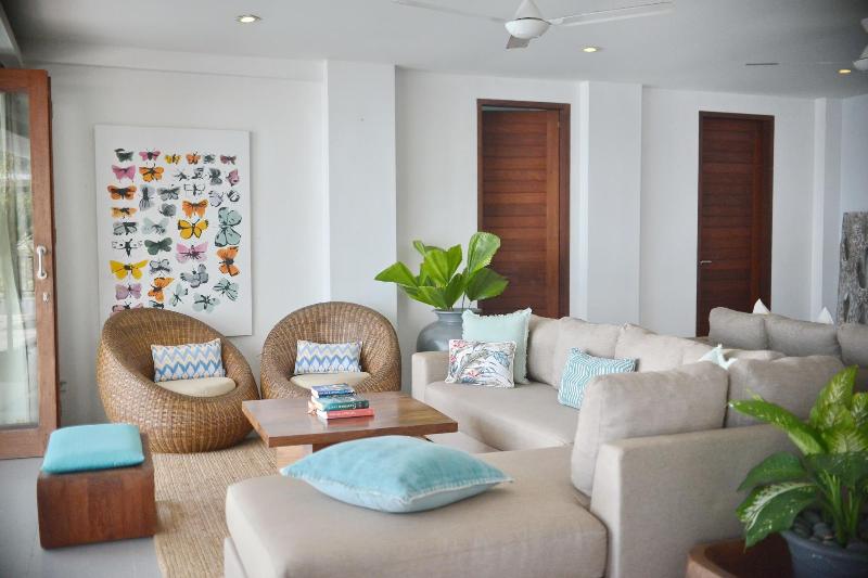 Malimbu Cliff Villa - Lobi