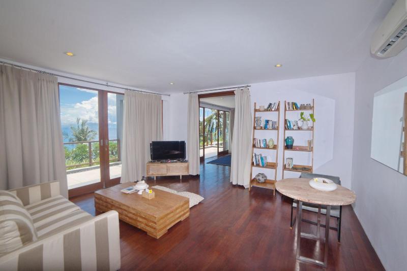 Malimbu Cliff Villa - Aktivite