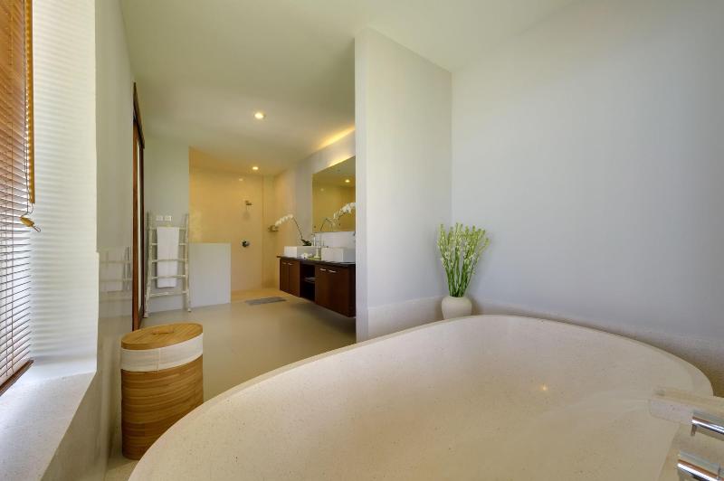 Malimbu Cliff Villa - Oda