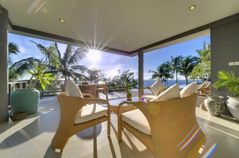 Malimbu Cliff Villa - Oda