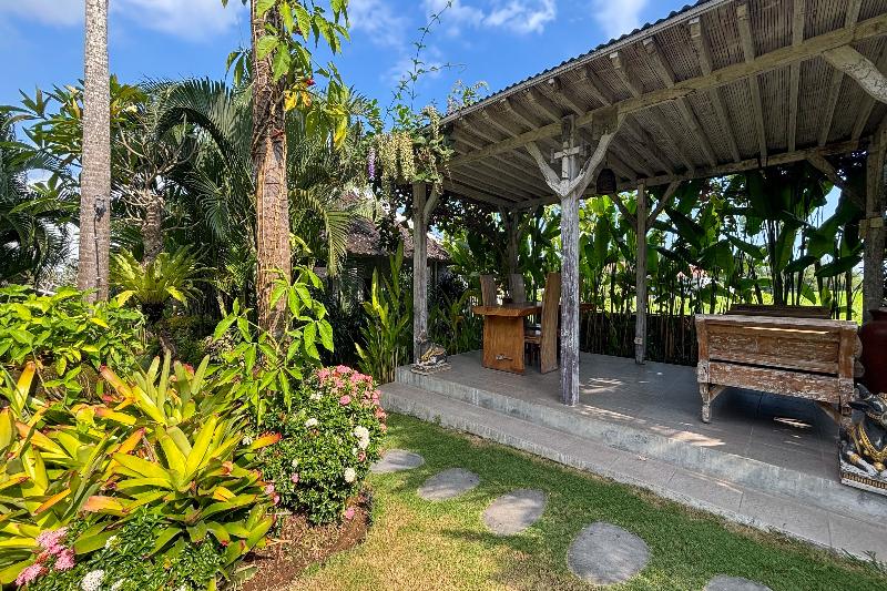 Villa Alisha Canggu by ZUZU - Genel