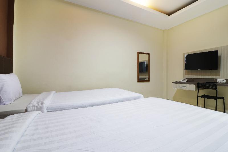 Hotel Istana Bungur by ZUZU - Oda