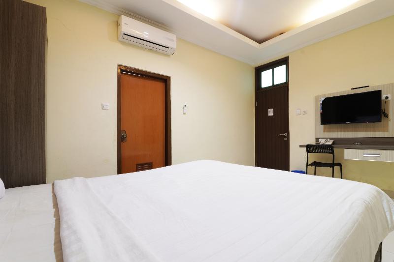 Hotel Istana Bungur by ZUZU - Oda