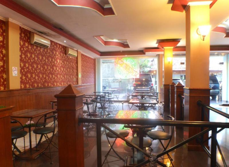 Hotel Istana Bungur by ZUZU - Restoran