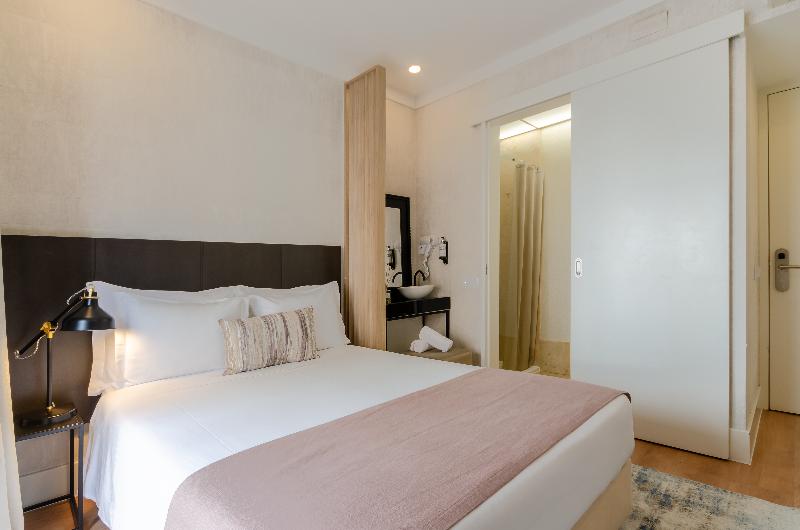 LX51 Lisbon Center - Studios & Suites by APT IIN - Oda
