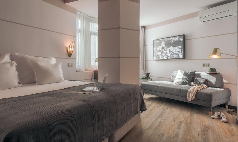 Pestana Lisboa Vintage City Center Suites - Oda
