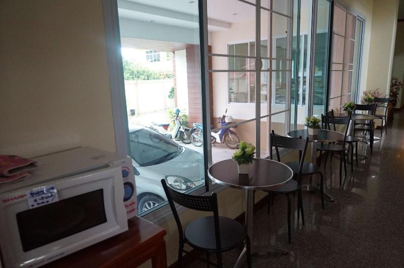 Np Residence - Restoran