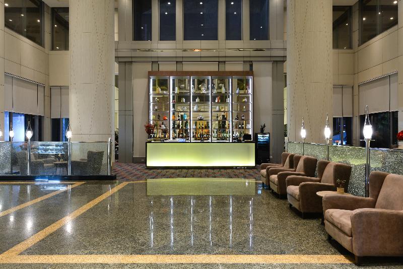 Miracle Grand Convention Hotel - Bar