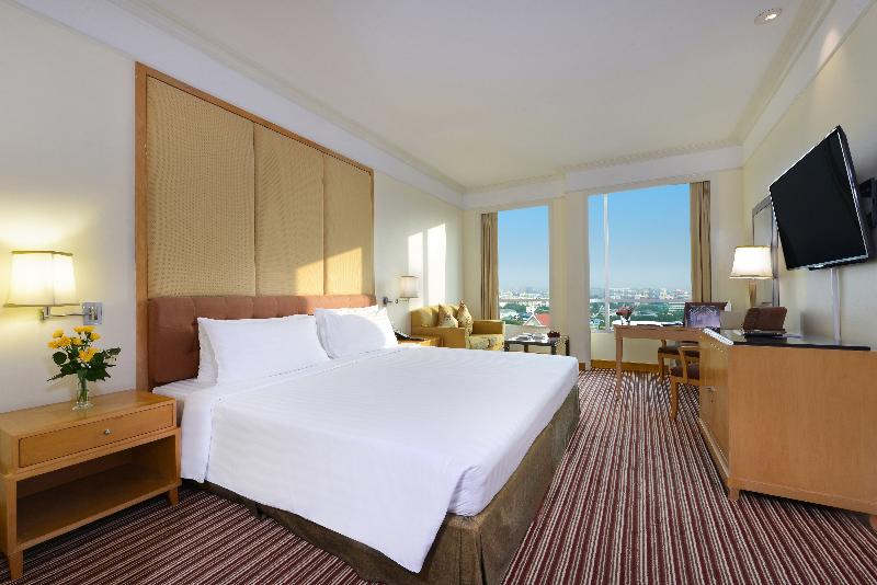 Miracle Grand Convention Hotel - Oda