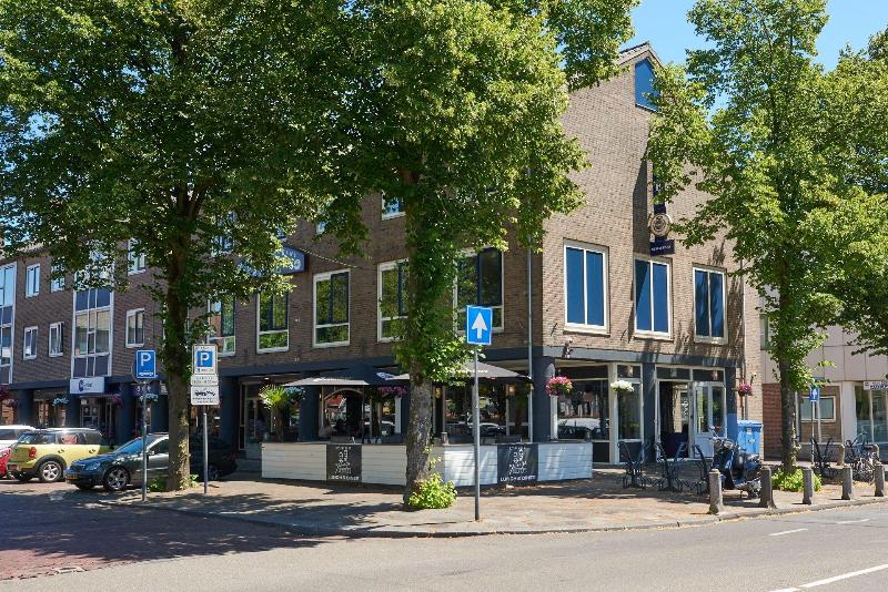 Hotel De Jonge Heertjes - Genel