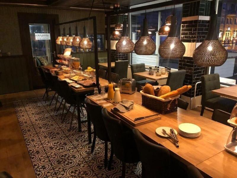 Hotel De Jonge Heertjes - Restoran