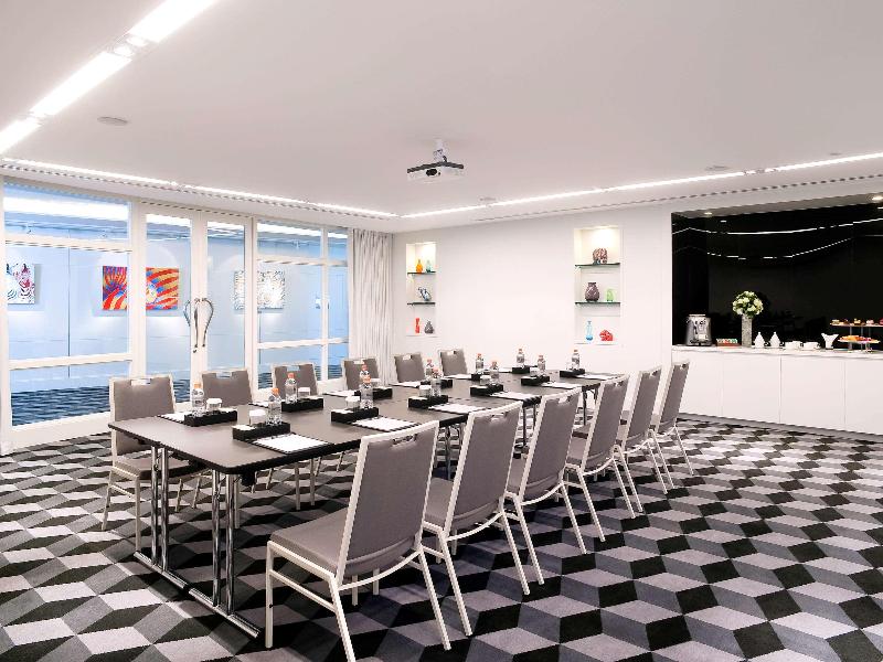 Pullman Bangkok Hotel G - Toplantı