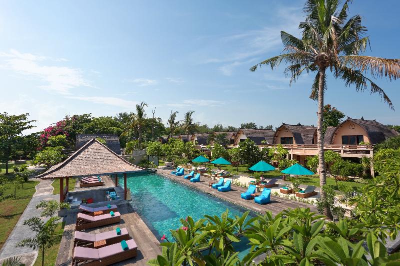 Hotel Vila Ombak - Havuz