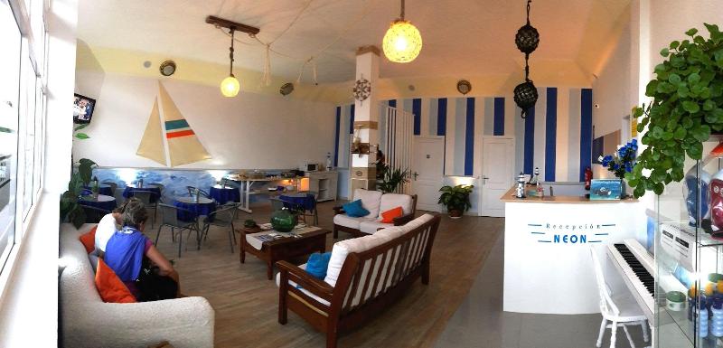 Hostal Pensión Neón - Genel
