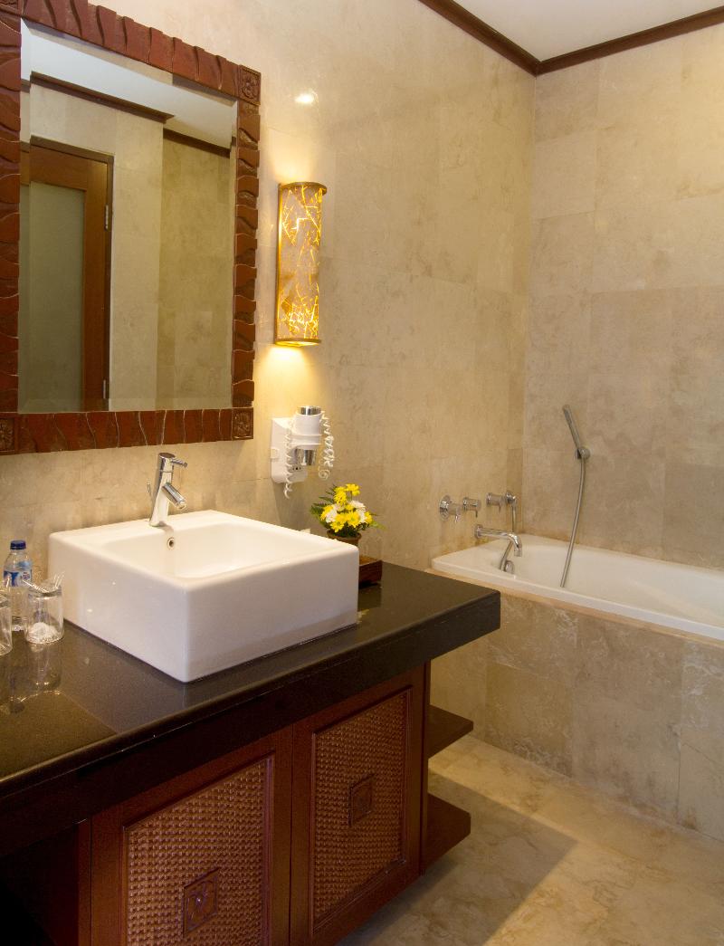 Grand Balisani Suites Hotel - Oda