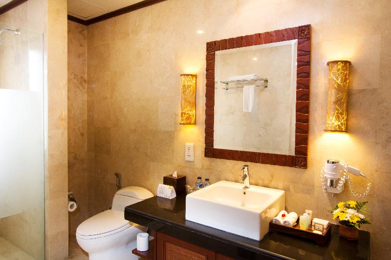 Grand Balisani Suites Hotel - Oda