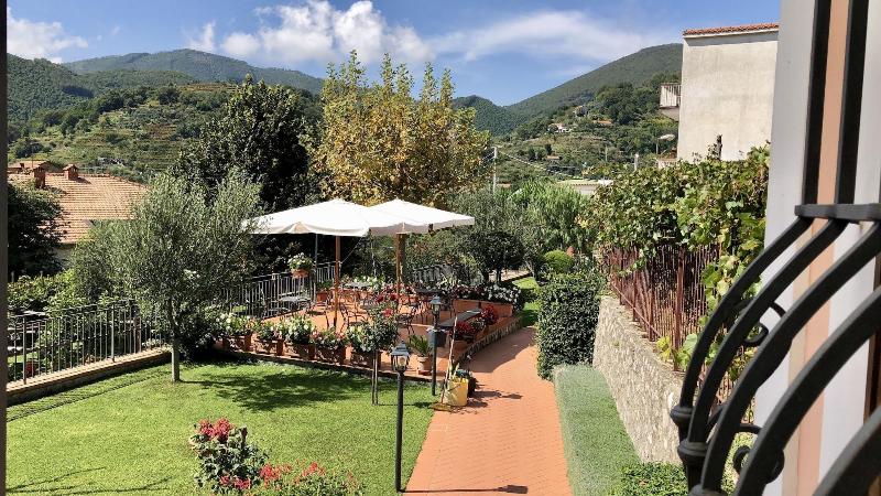 La Casa Di Farfalle E Gabbiani - Genel