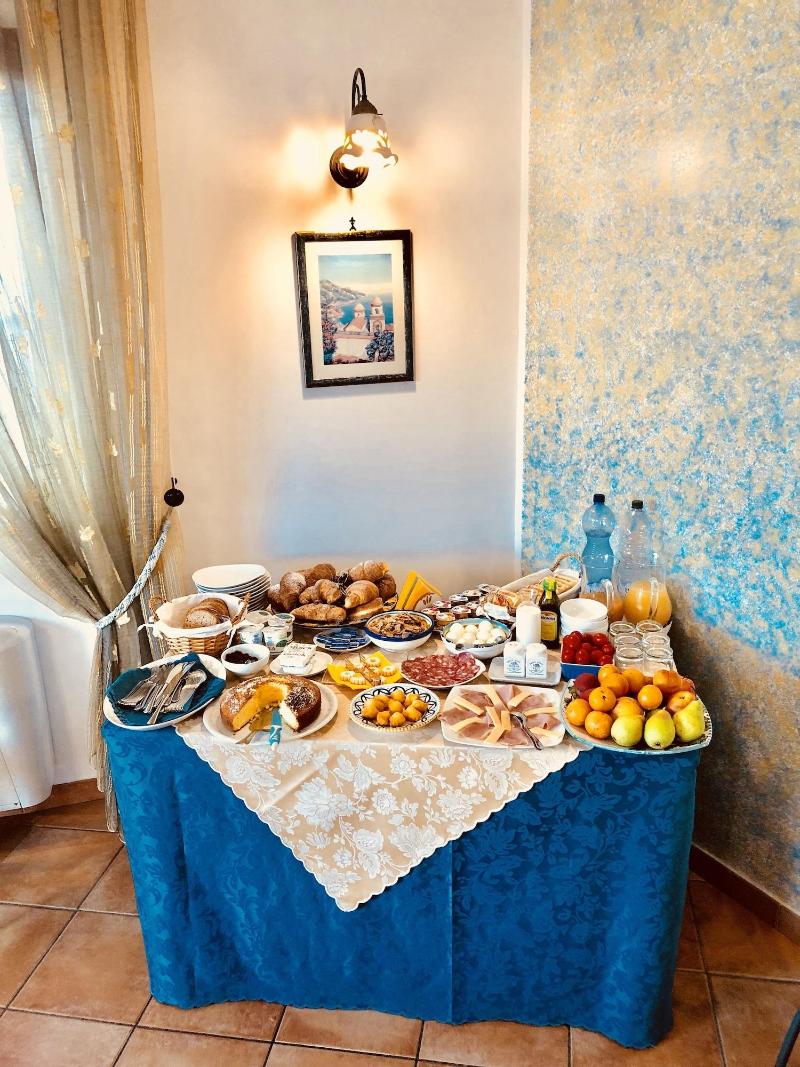 La Casa Di Farfalle E Gabbiani - Restoran