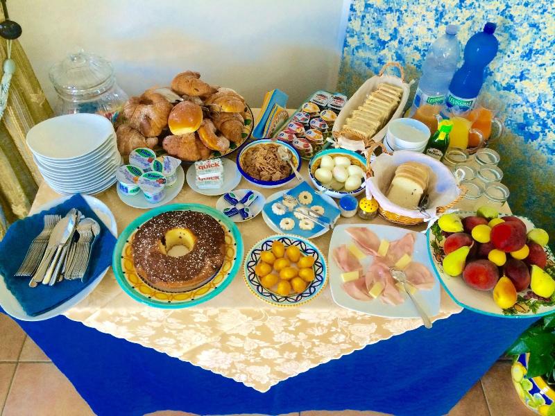 La Casa Di Farfalle E Gabbiani - Restoran